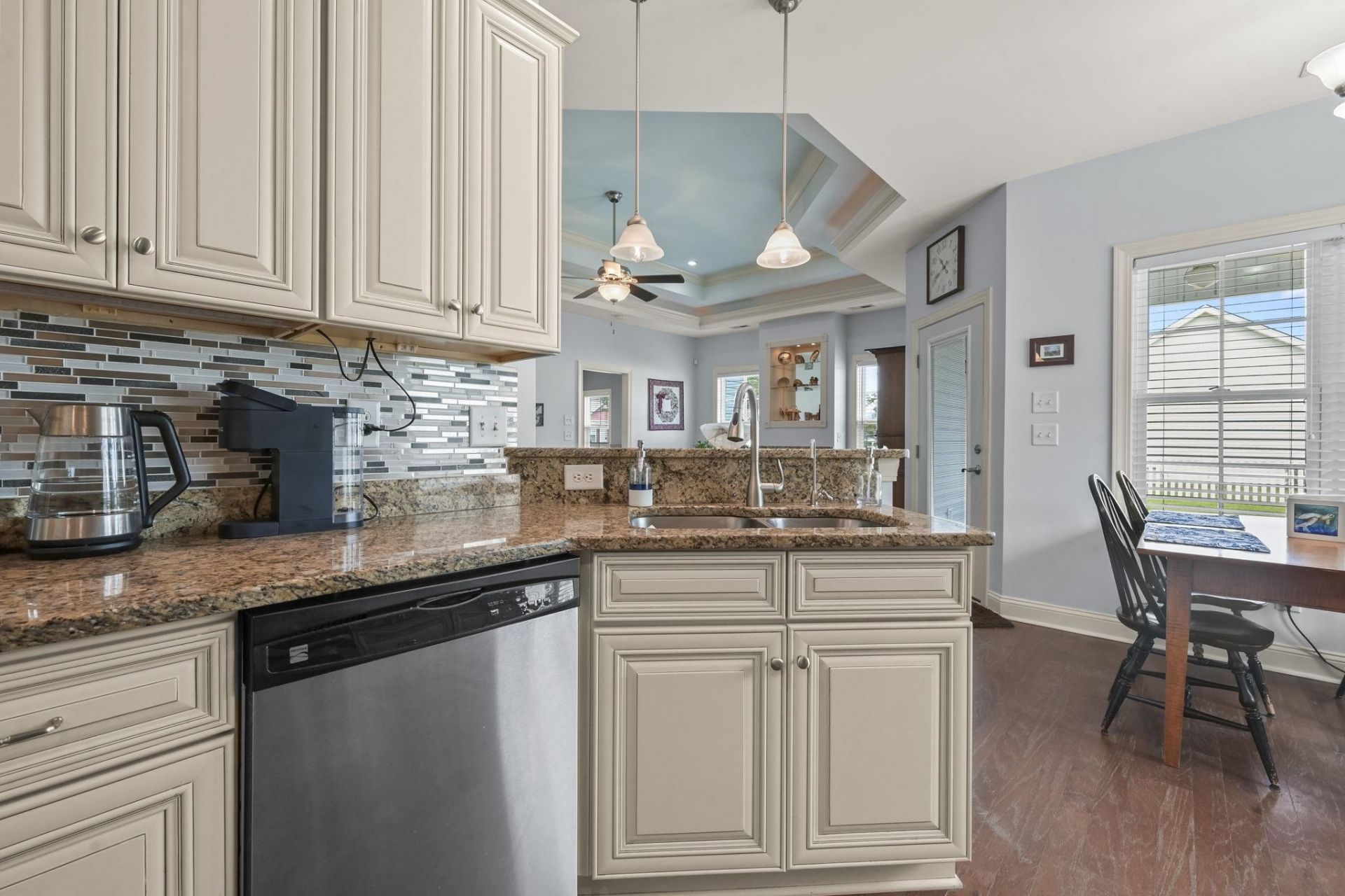 188 Dowenbury Dr. Photo 20