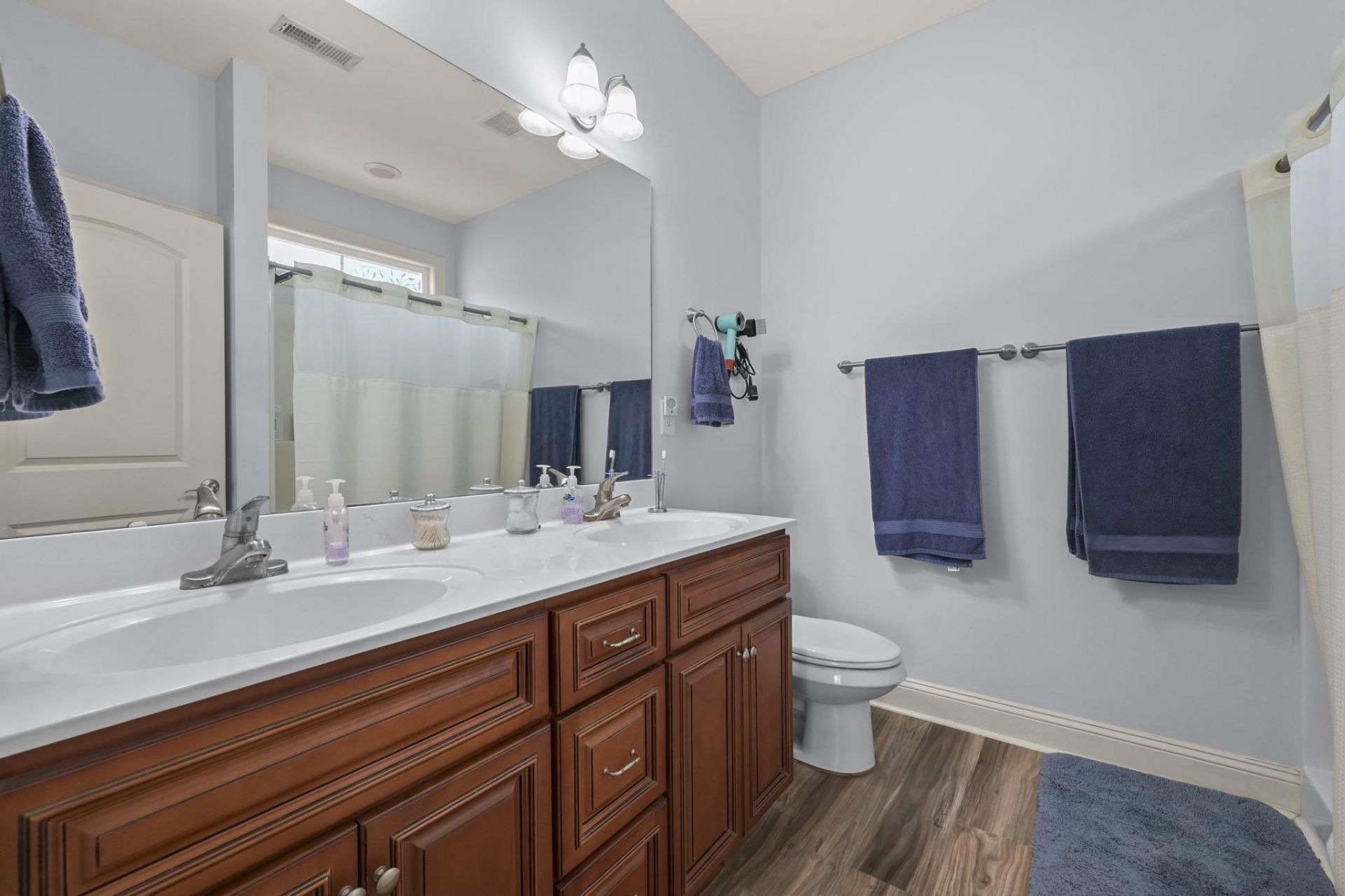 188 Dowenbury Dr. Photo 26
