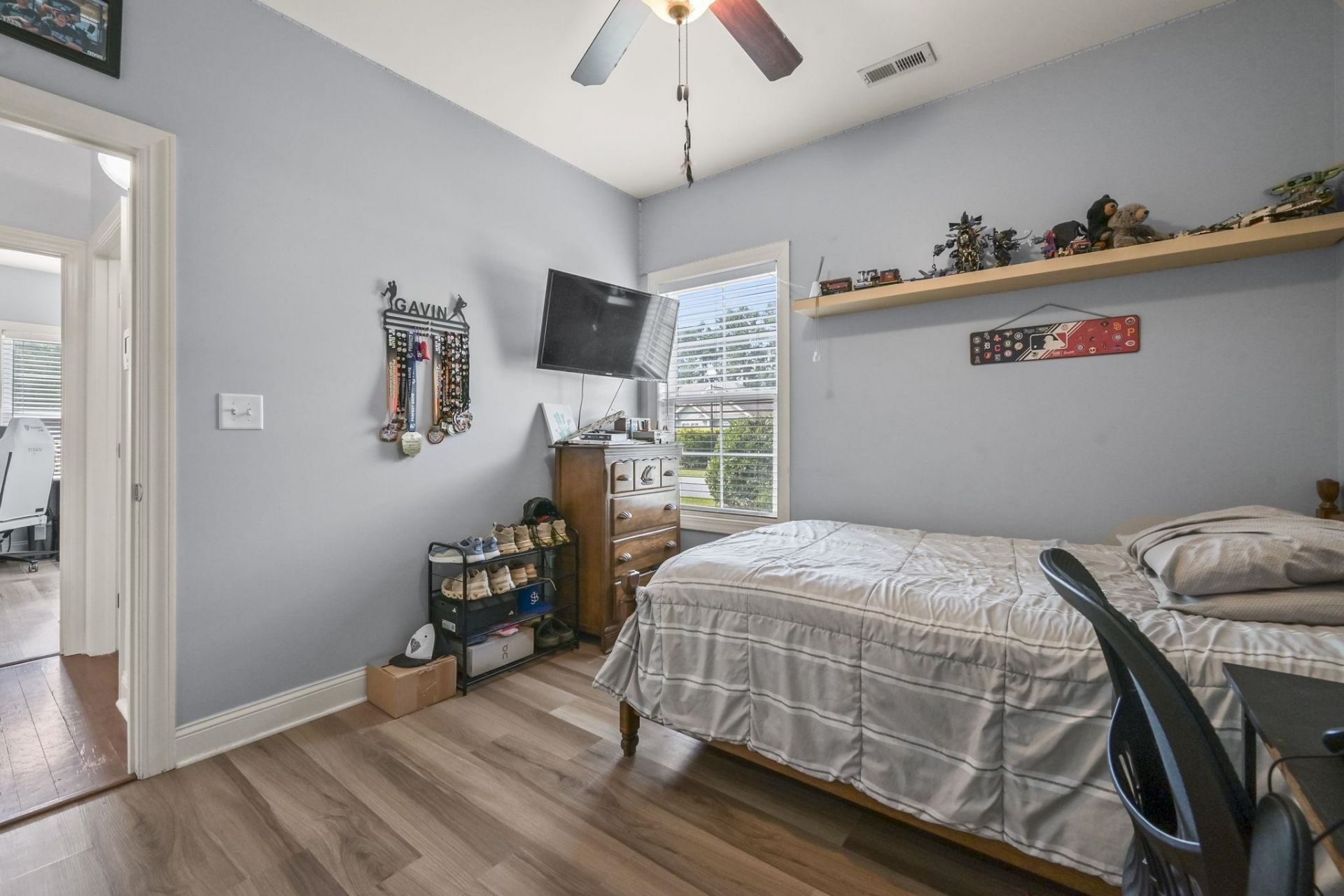 188 Dowenbury Dr. Photo 31