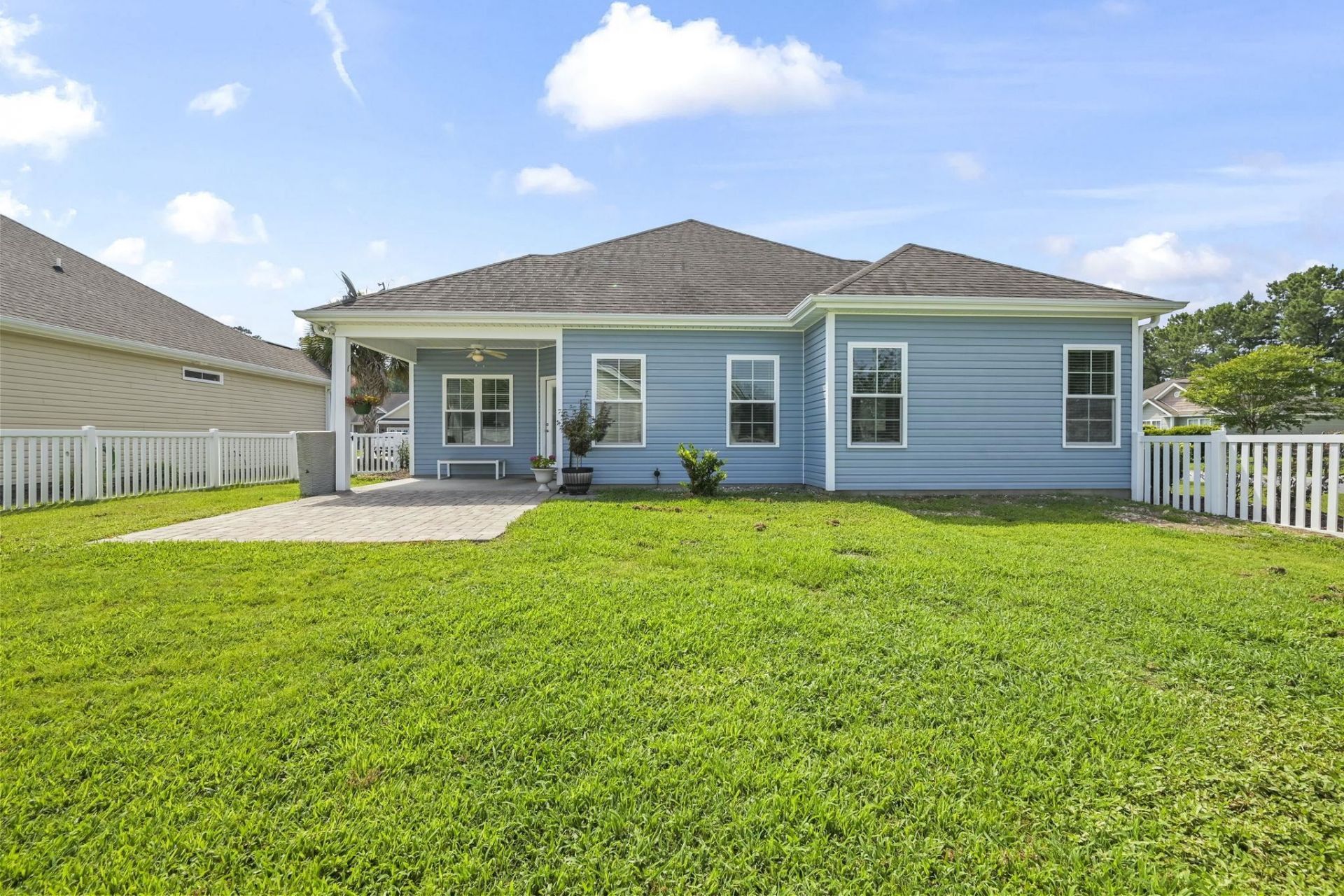 188 Dowenbury Dr. Photo 34