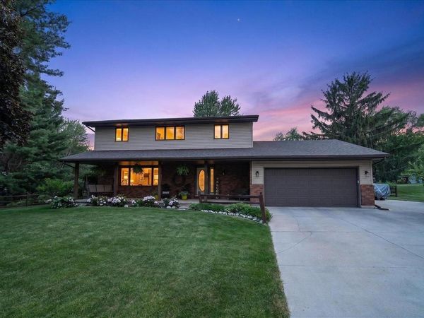 6685 Winding Way, Deforest, WI 53532