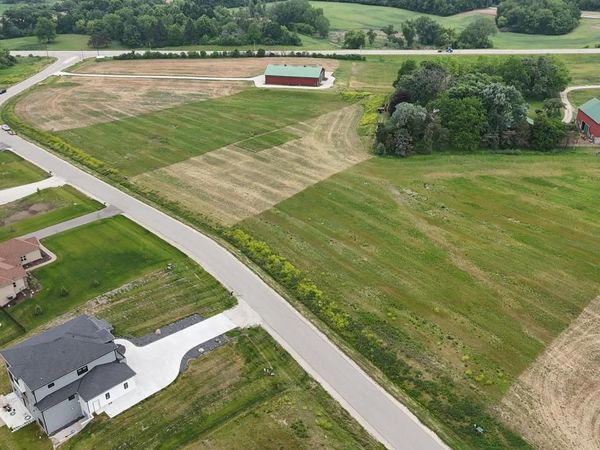 770 BEERE LANE, Burlington, WI 53105