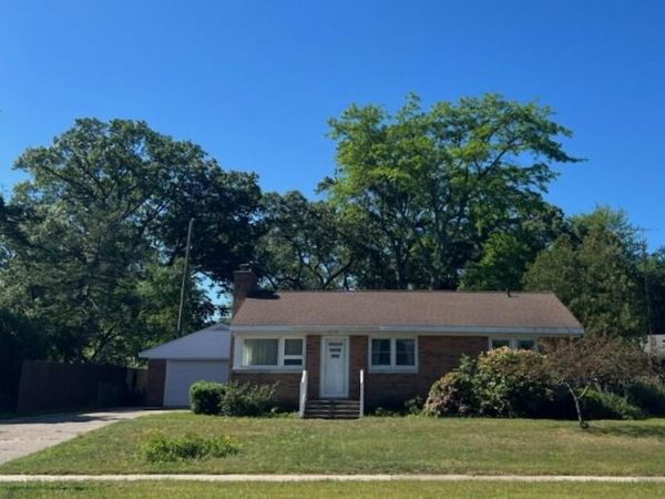 2077 W Norton Avenue, Muskegon, MI 49441