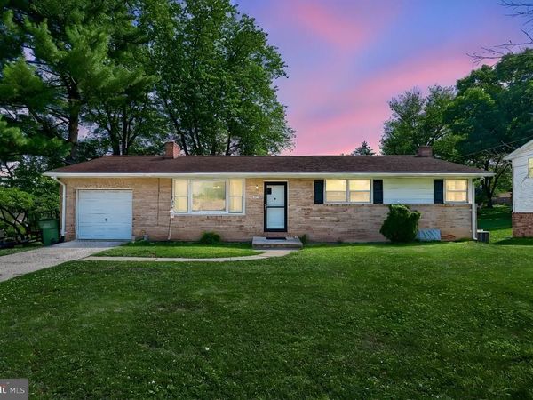 3335 COLBY LANE, DOVER, PA 17315