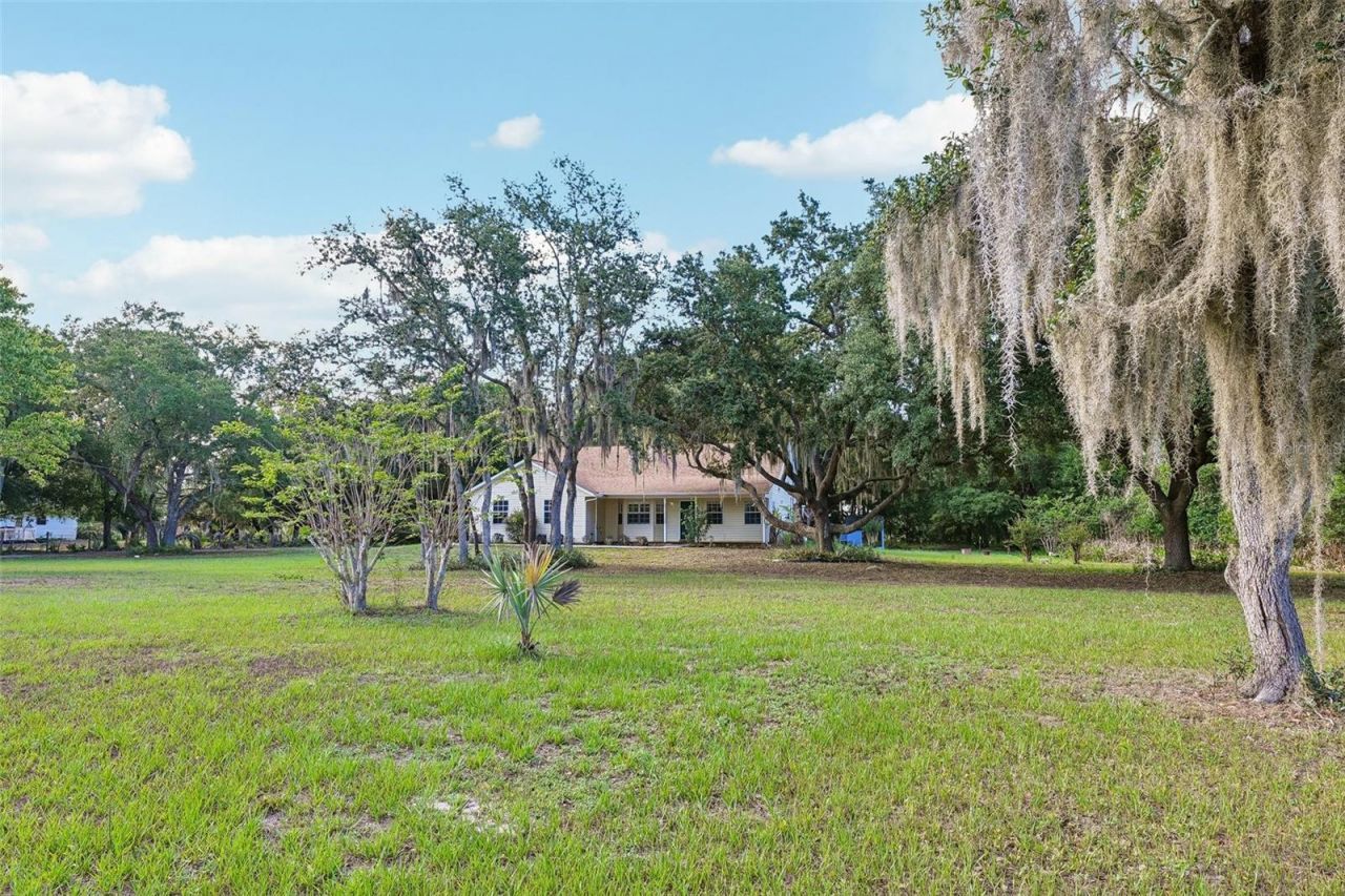 204 Jefferson Drive, Lake Placid, FL 33852 Photo
