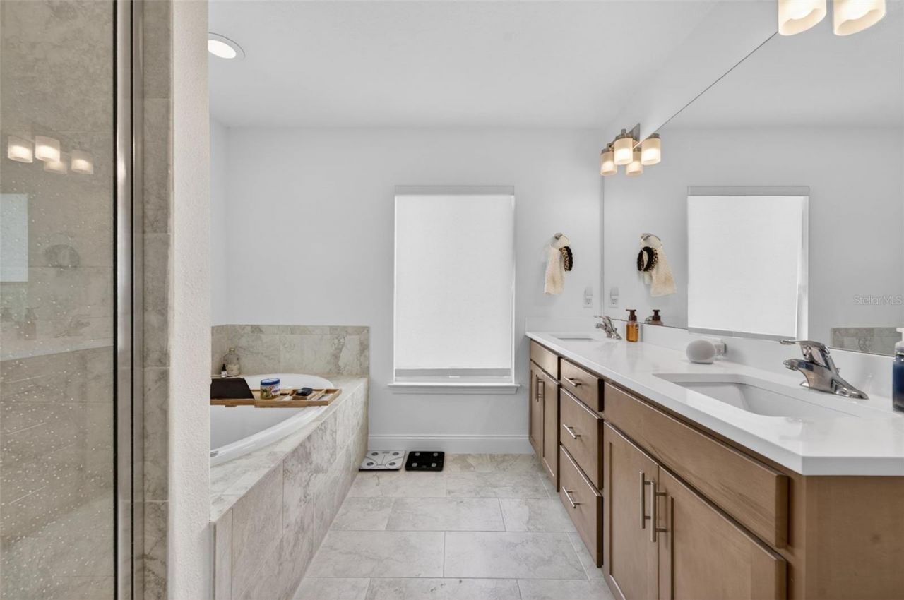 701 Dennis Avenue , Orlando, FL 32807 Photo