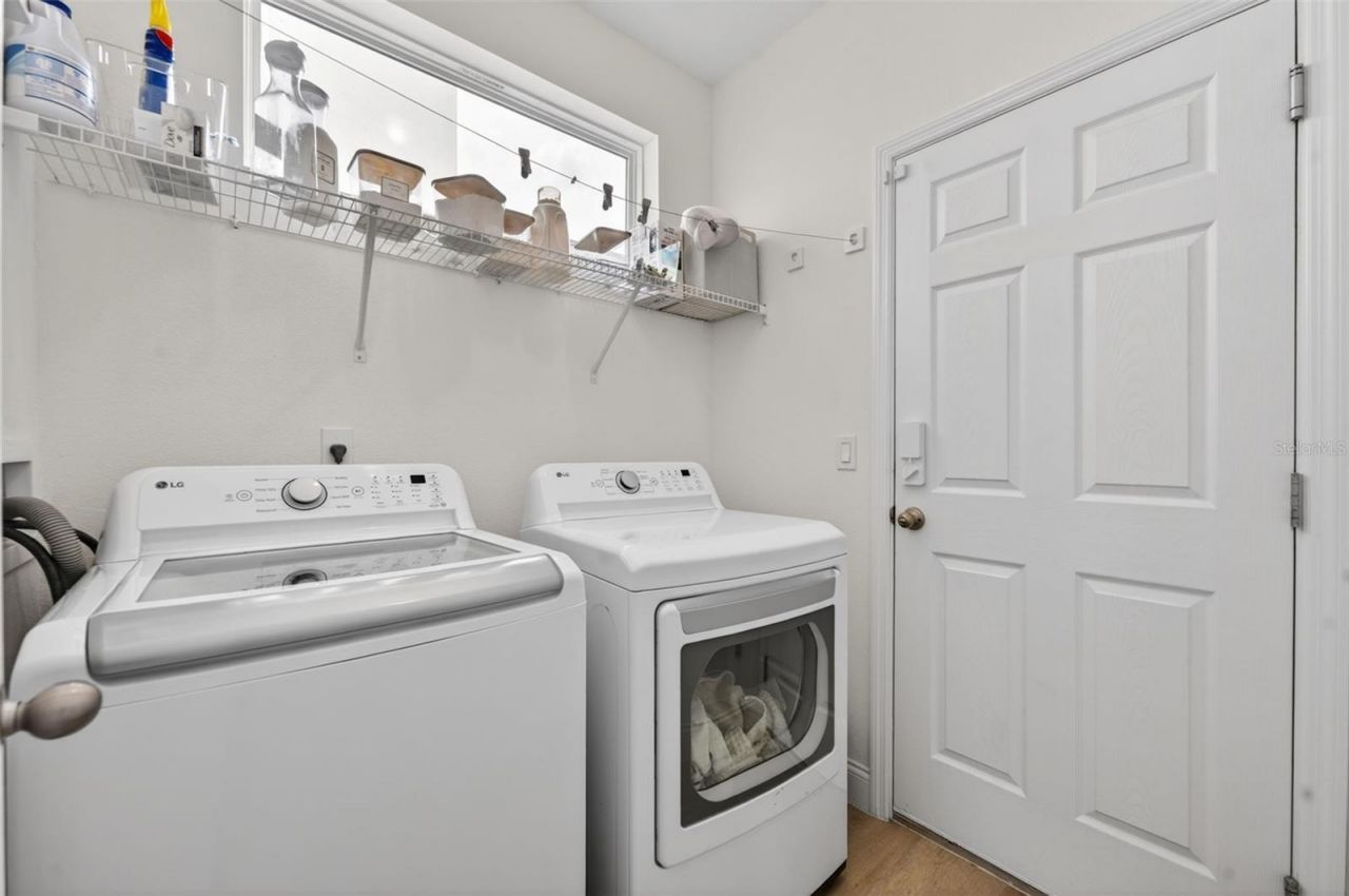 701 Dennis Avenue , Orlando, FL 32807 Photo