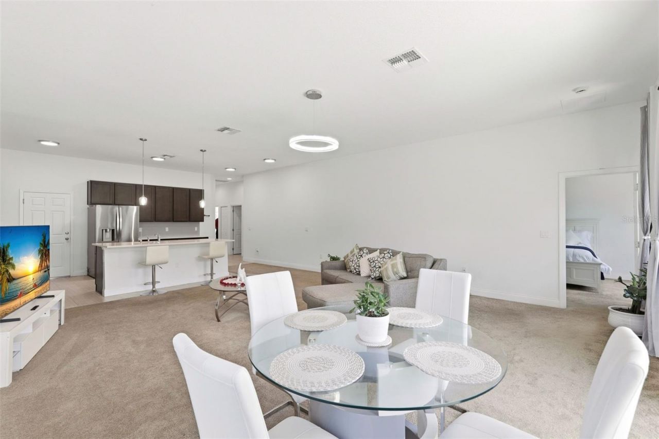 802 Reflection Lake Drive , Orlando, FL 32807 Photo
