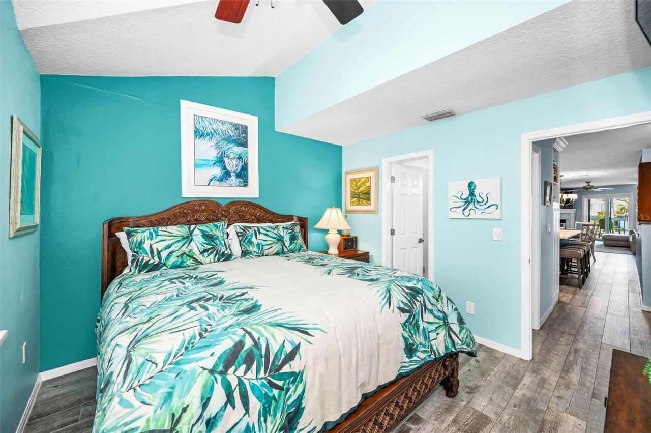 140 Marcdale Boulevard, Indian Rocks Beach, FL 33785 Photo