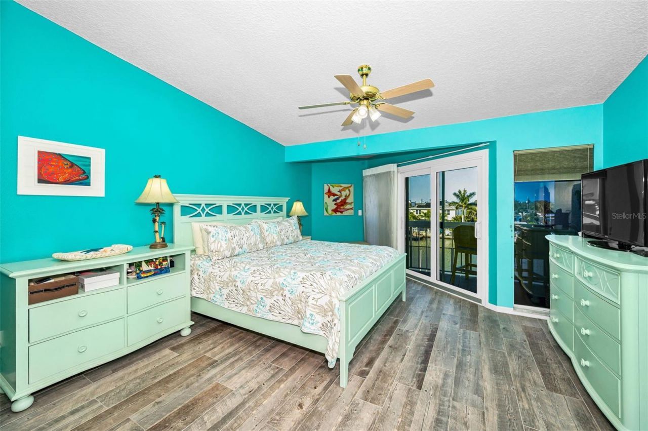 140 Marcdale Boulevard, Indian Rocks Beach, FL 33785 Photo