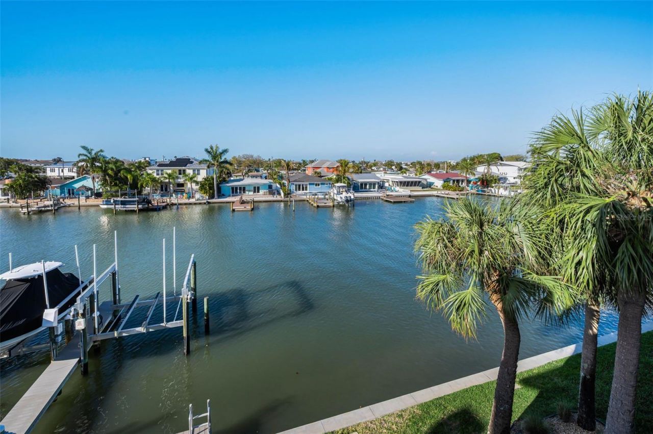 140 Marcdale Boulevard, Indian Rocks Beach, FL 33785 Photo