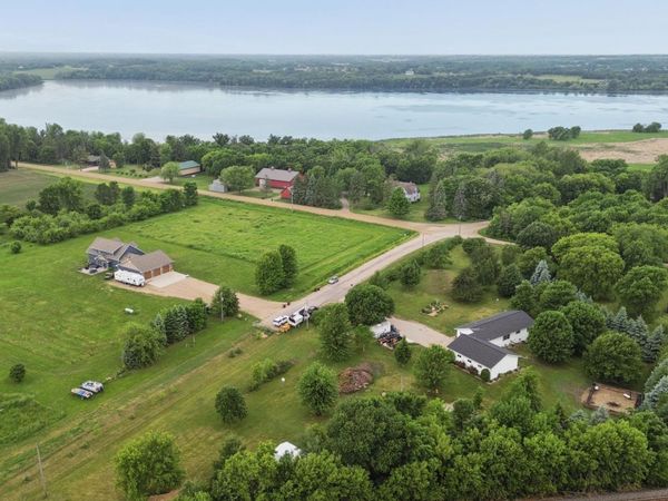 2048 Division Street E, Buffalo, MN 55313