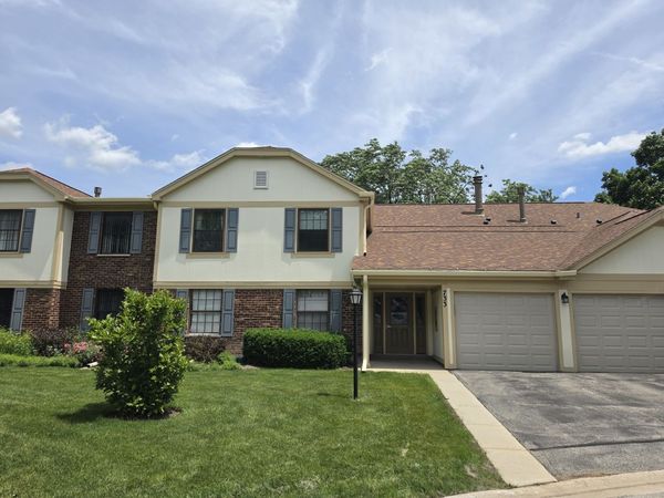 733 Plum Tree Court , Unit C2, Wheeling, IL 60090