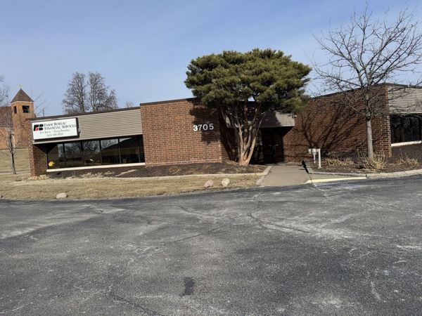 3705 Utica Ridge Road , Bettendorf, IA 52722