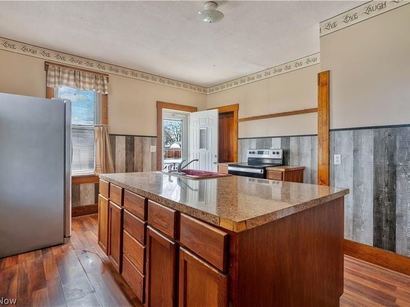 12020 Easton Street NE, Alliance, OH 44601 Photo 16