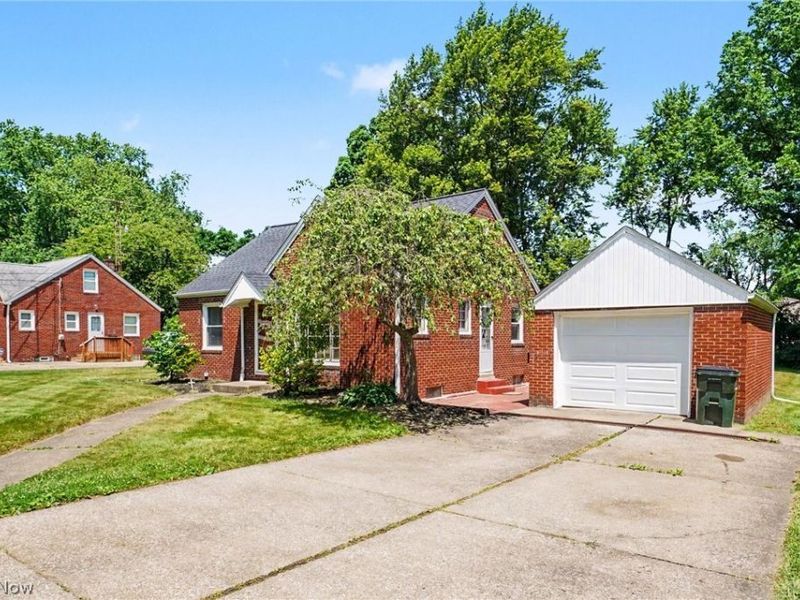 4627 20th Street NW, Canton, OH 44708 Photo 4