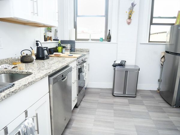 1378 Beacon, Unit 8, Brookline, MA 02446