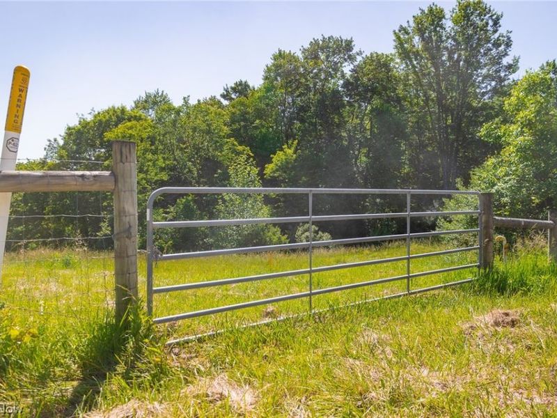 84143 Gilmore Ridge Road , Cadiz, OH 43907 Photo 2