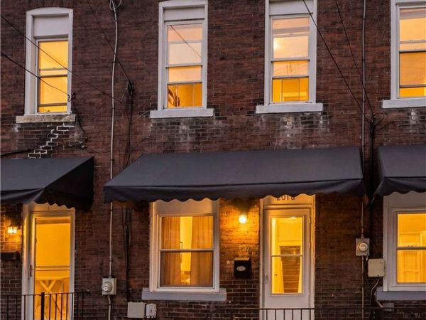 2016 Tustin St , Pittsburgh, PA 15219