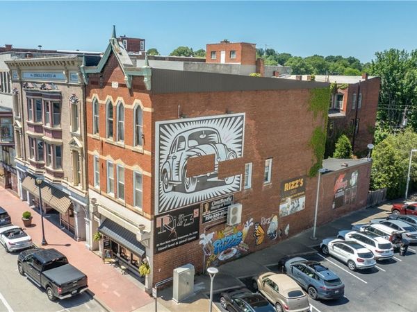 84 W Main St, Uniontown, PA 15401