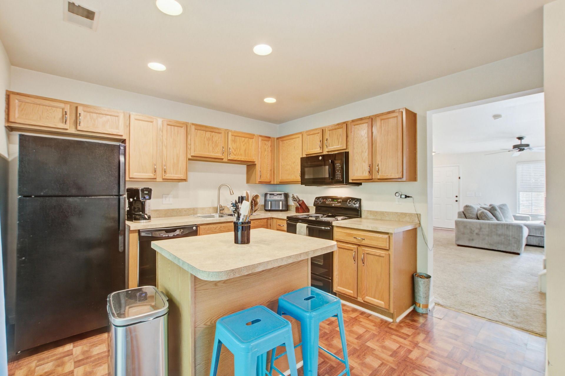 1204 Pine Bluff Drive Photo 14
