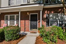 1204 Pine Bluff Drive photo 4
