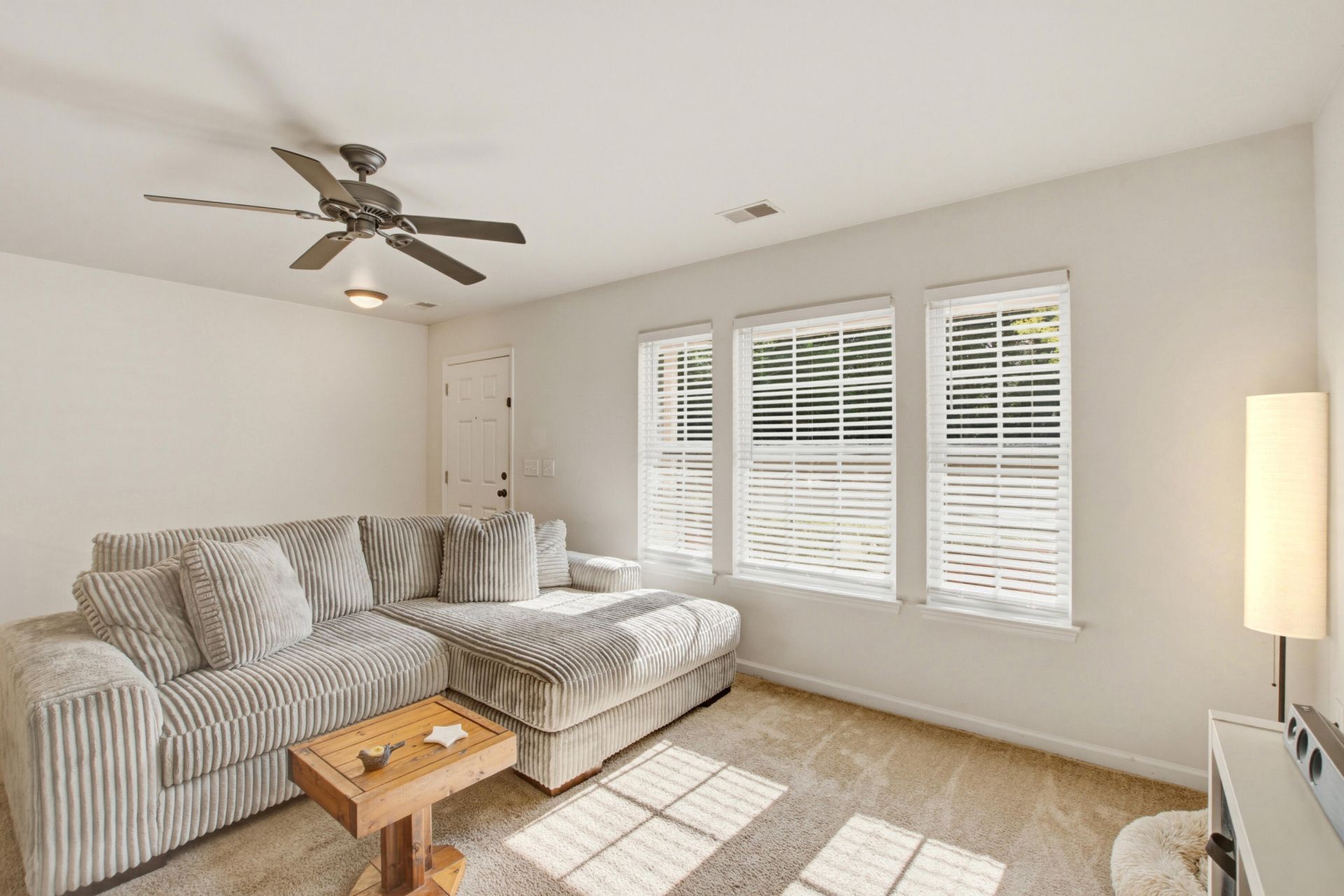 1204 Pine Bluff Drive Photo 7