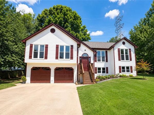 29 Whistle Stop Drive SW, Cartersville, GA 30120