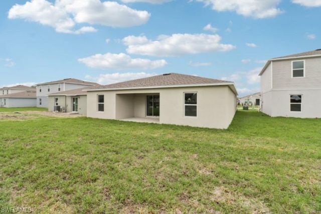1904 NE 44th St, Cape Coral, FL 33909 Photo