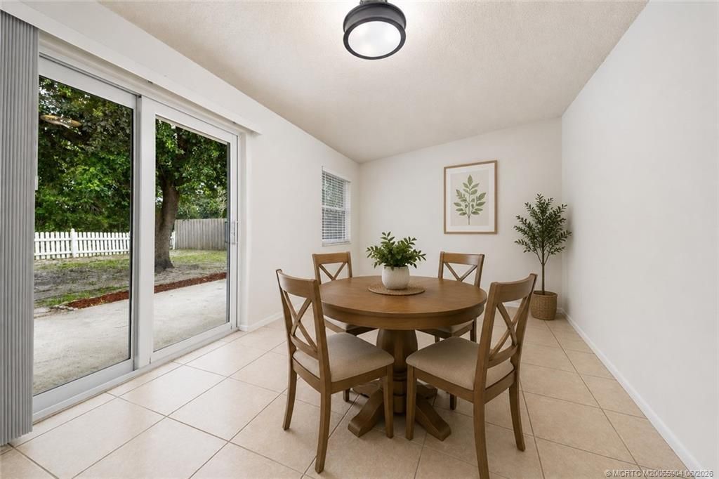 1240 SE Saint Lawrence Way, Stuart, FL 34997 Photo