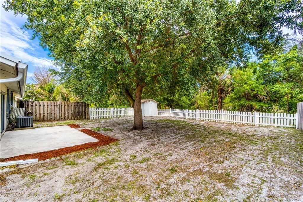 1240 SE Saint Lawrence Way, Stuart, FL 34997 Photo