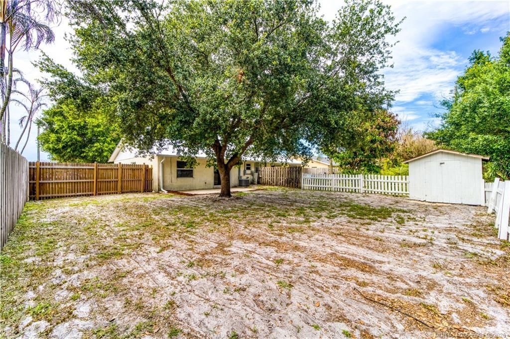 1240 SE Saint Lawrence Way, Stuart, FL 34997 Photo