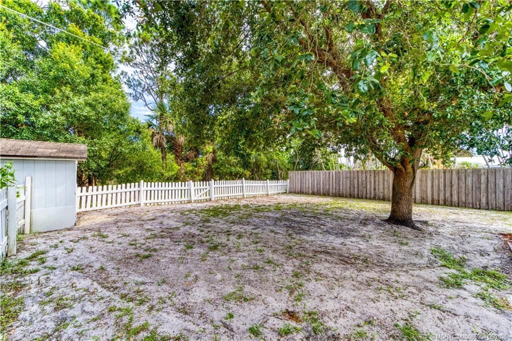 1240 SE Saint Lawrence Way, Stuart, FL 34997 Photo