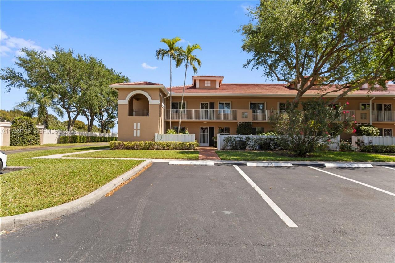5876 Regal Glen Dr, Unit 101, Boynton Beach, FL 33437 Photo