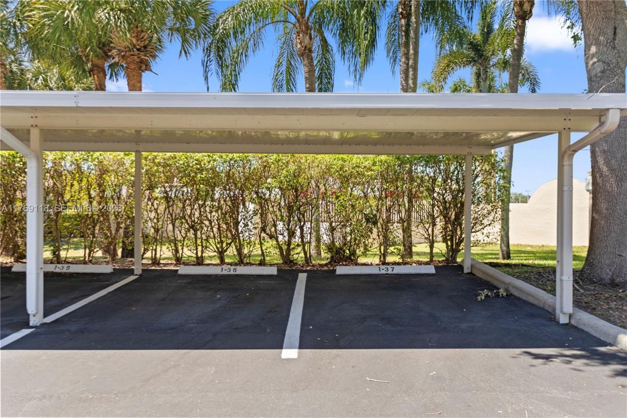 5876 Regal Glen Dr, Unit 101, Boynton Beach, FL 33437 Photo