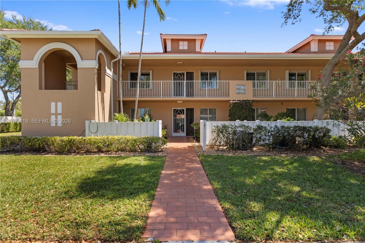 5876 Regal Glen Dr, Unit 101, Boynton Beach, FL 33437 Photo