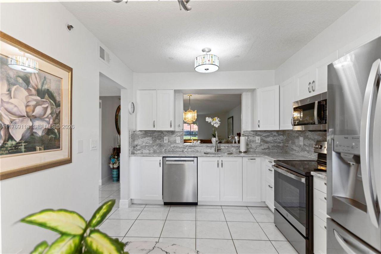 5876 Regal Glen Dr, Unit 101, Boynton Beach, FL 33437 Photo