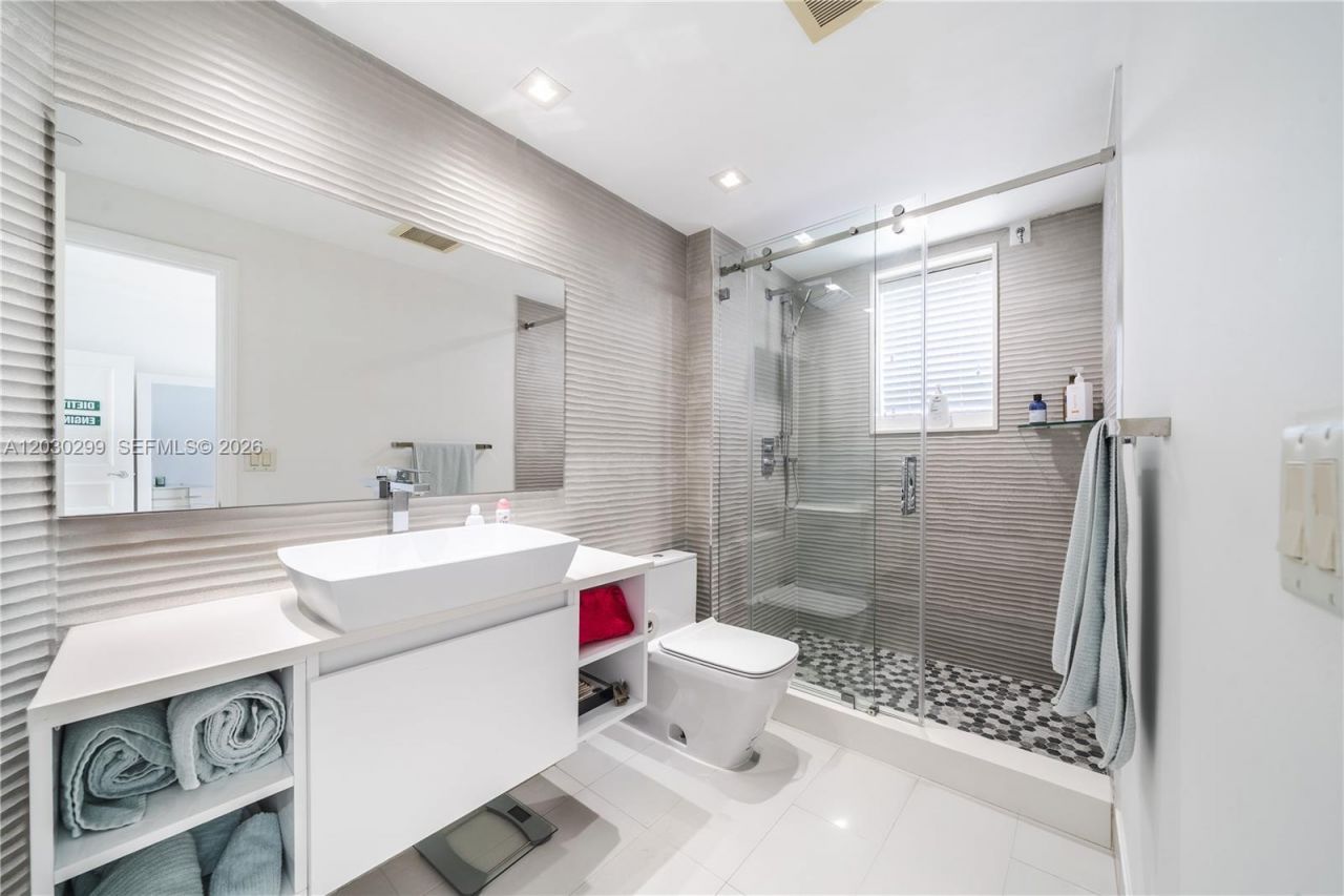 21050 Point Pl , Unit 2601, Aventura, FL 33180 Photo