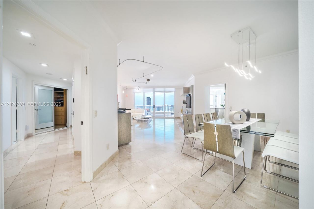 21050 Point Pl , Unit 2601, Aventura, FL 33180 Photo