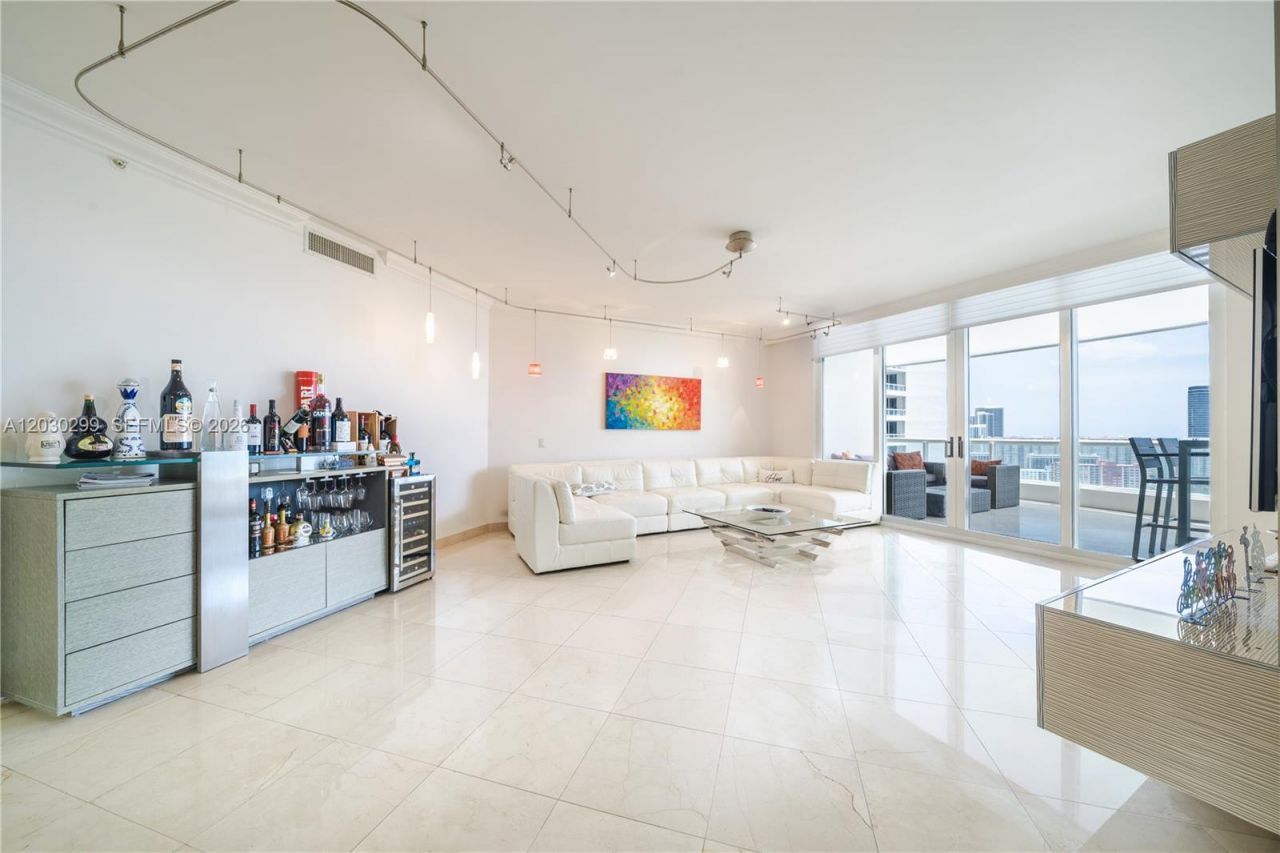 21050 Point Pl , Unit 2601, Aventura, FL 33180 Photo