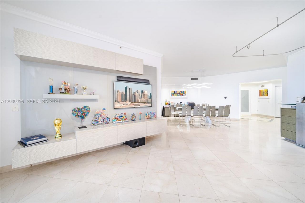 21050 Point Pl , Unit 2601, Aventura, FL 33180 Photo