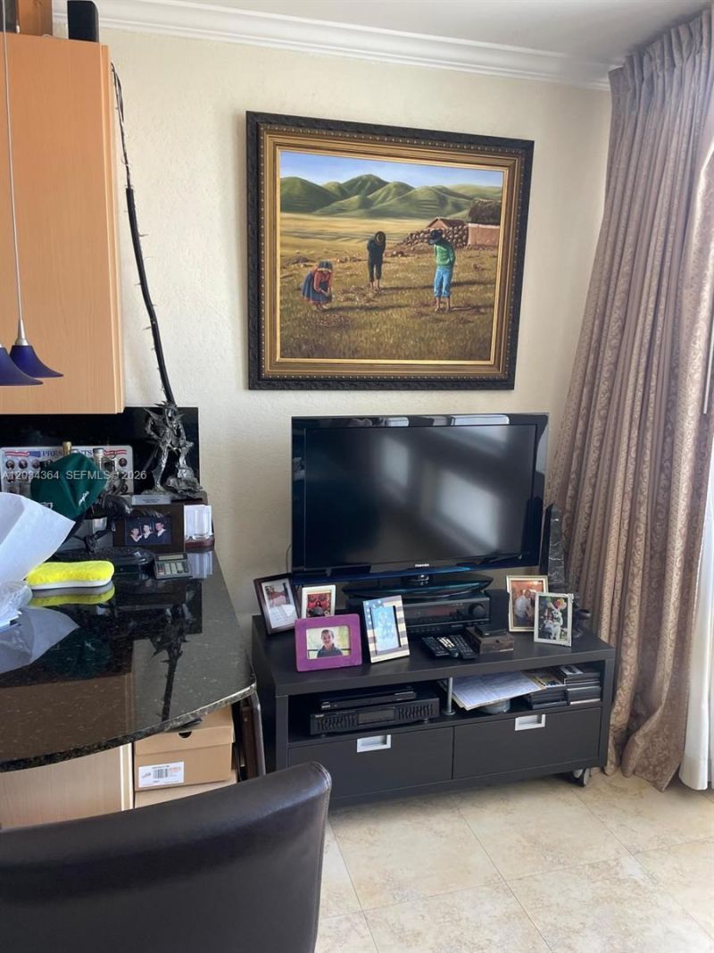 700 Biltmore Way, Unit 1015, Coral Gables, FL 33134 Photo