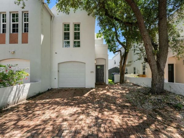 3125 Paola Dr , Unit 15, Miami, FL 33133