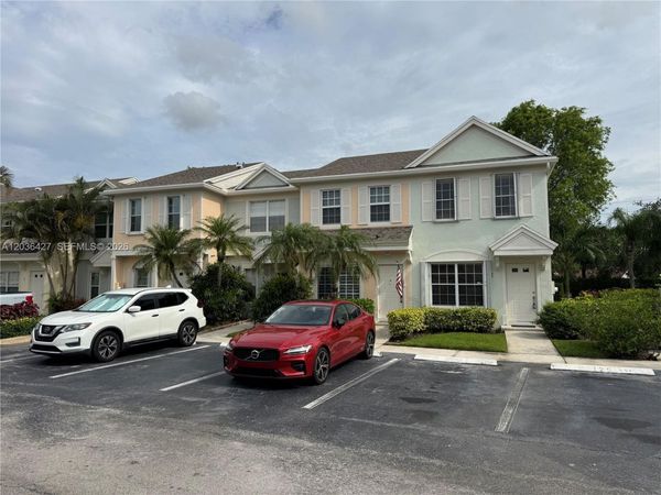 77 SIMONTON CR , Unit 77, Weston, FL 33326