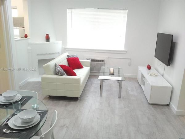 1525 Meridian Ave, Unit 205, Miami Beach, FL 33139