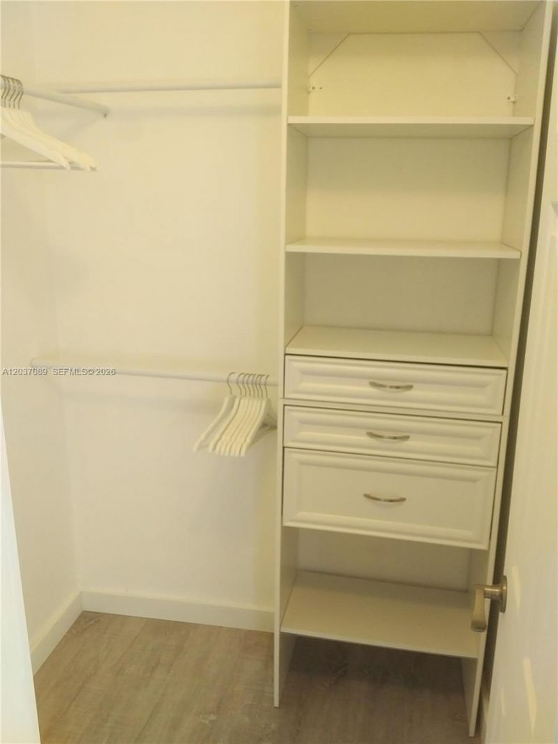 1525 Meridian Ave, Unit 205, Miami Beach, FL 33139 Photo