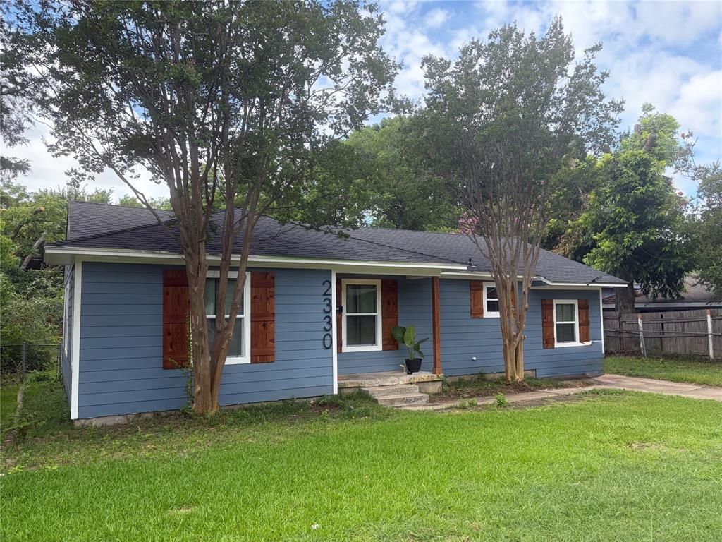 2330 Ballycastle Drive, Dallas, TX 75228 Main Photo