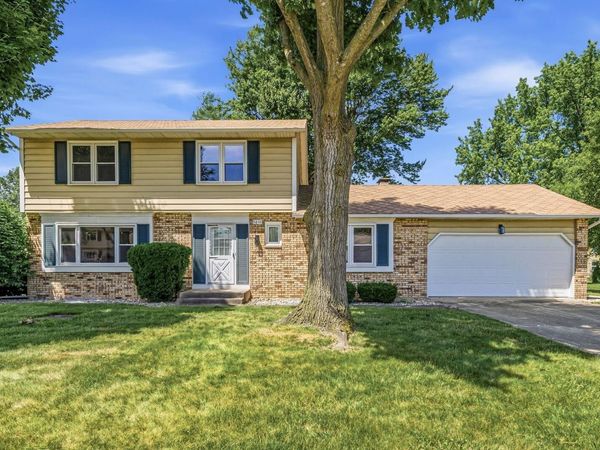 5611 Cape Cod Lane, South Bend, IN 46614