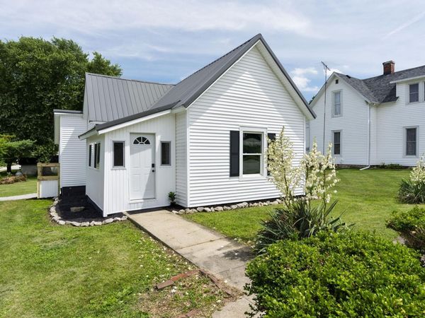 305 S Madison Street, Darlington, IN 47940