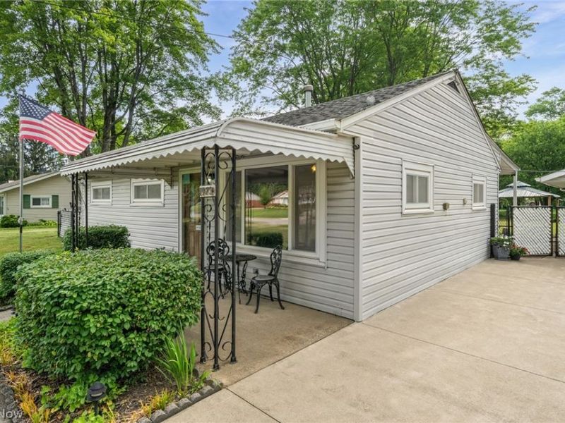1973 Pinewood Drive, Brunswick, OH 44212 Photo 3